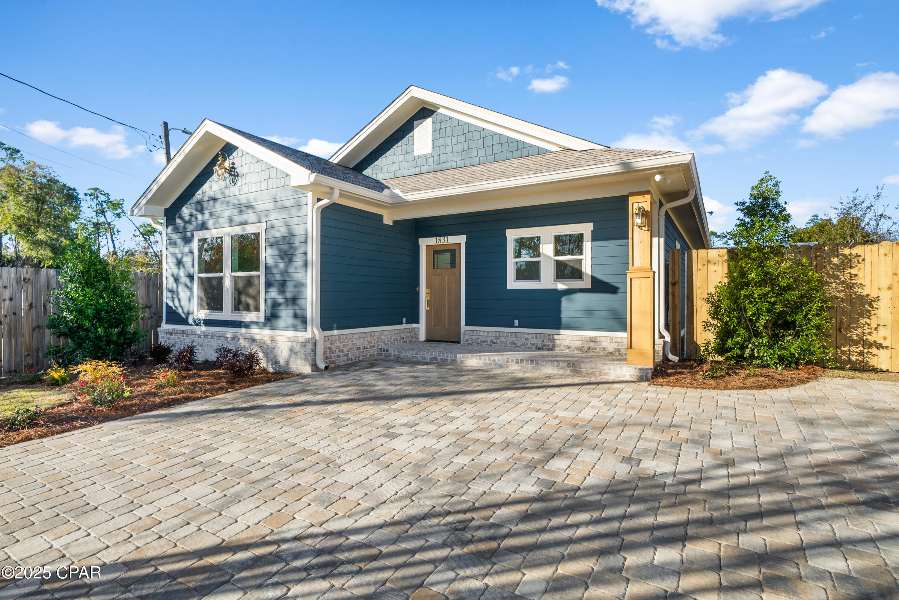 Image 2 For 1831 Mckenzie Road