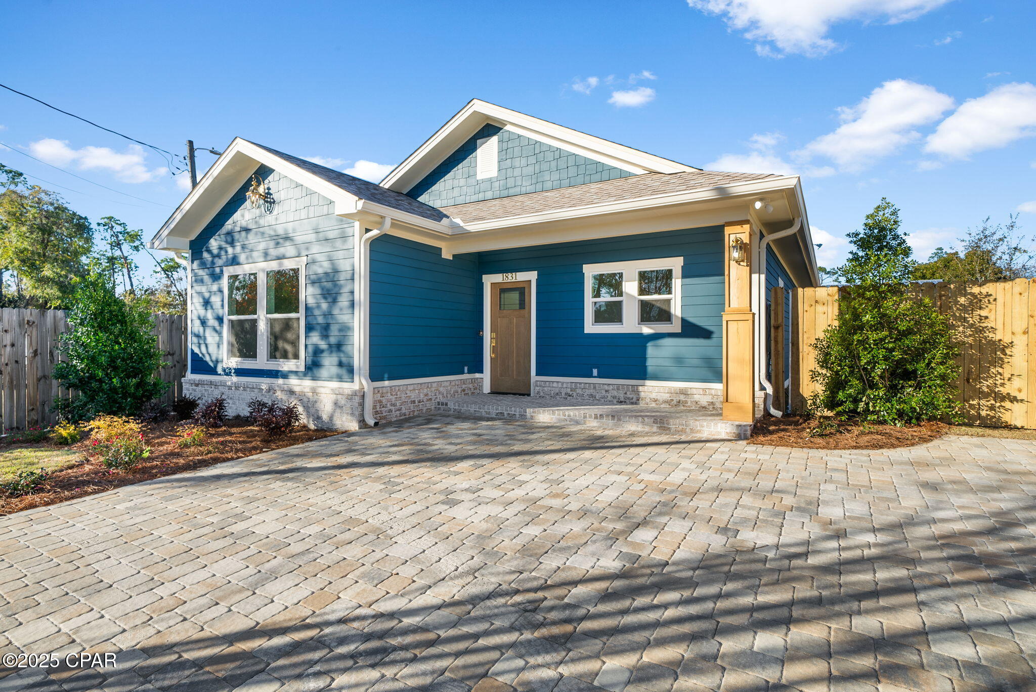 Homes for sale in Southport, FL | 1831 Mckenzie Rd, Southport, FL 32409 | MLS# 780803