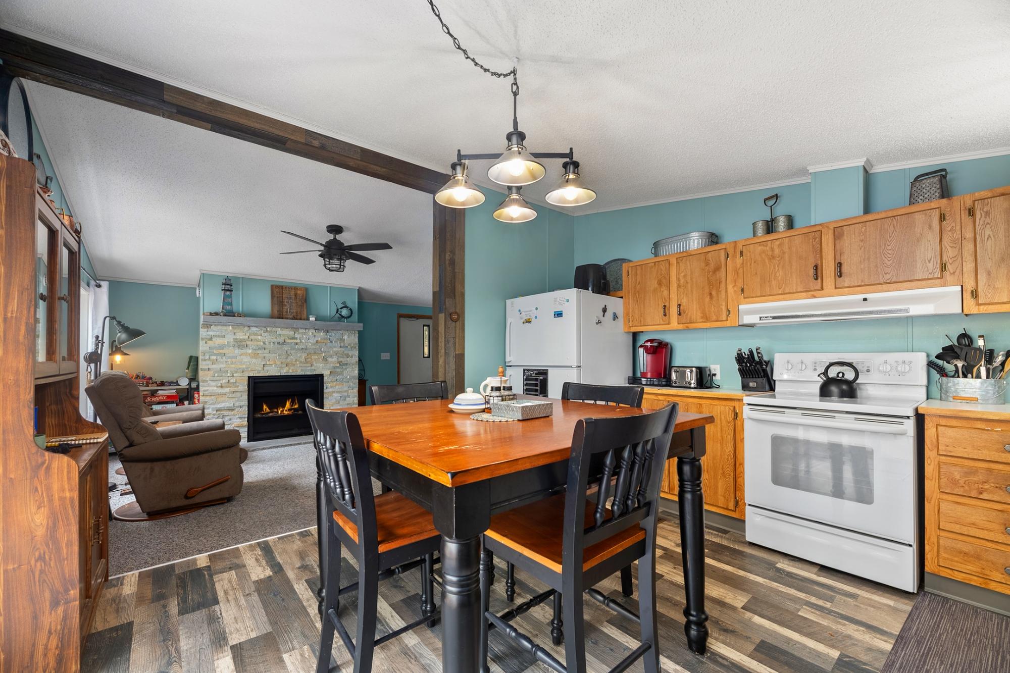 Bishop Lake Property 3077 Black Ln Photo 3