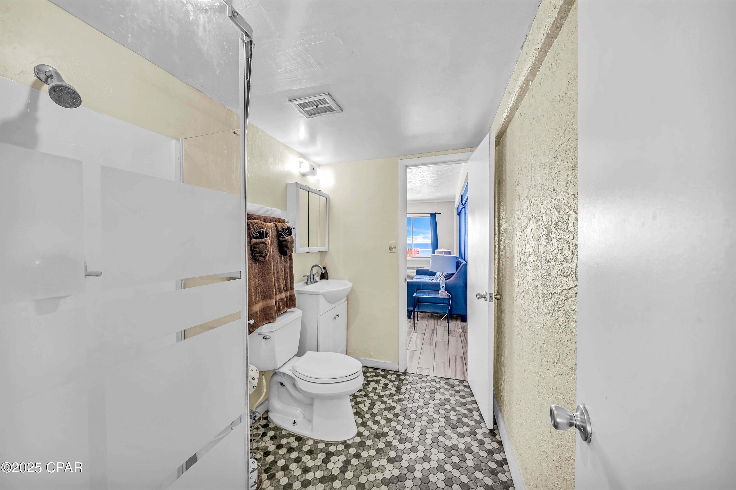 Image 18 For 15617 Front Beach Road 309