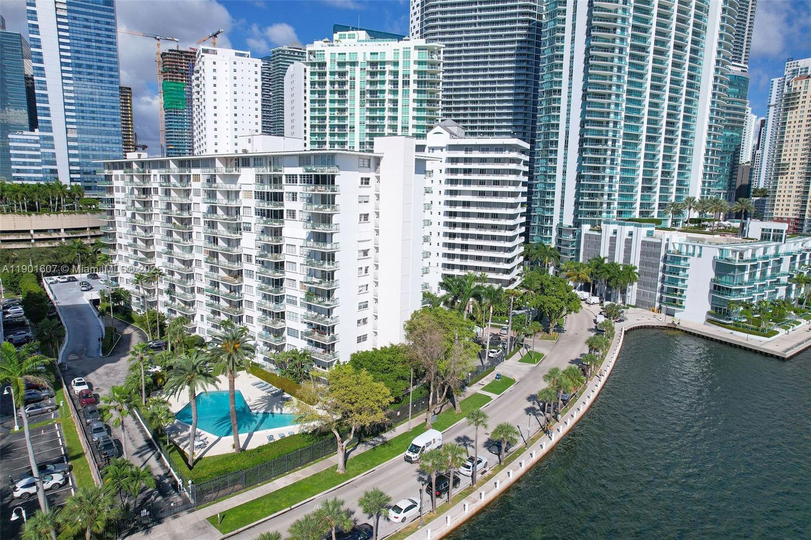 Brickell Bay Tower Condo