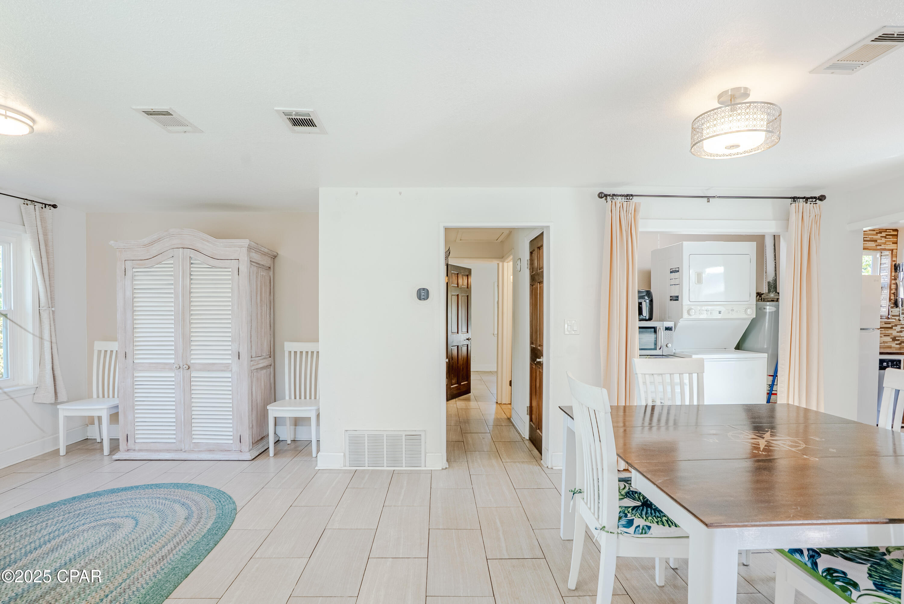 Image 2 For 1720 Sherman Avenue