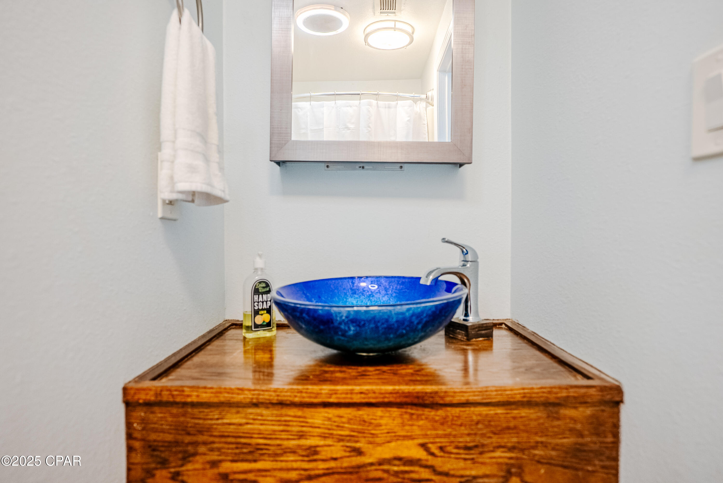 Image 23 For 1720 Sherman Avenue