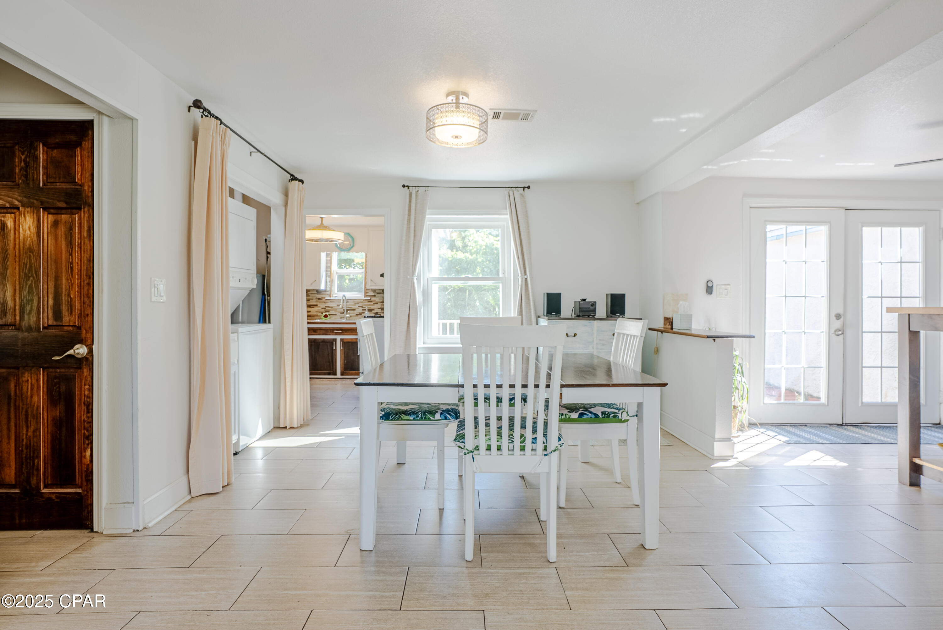 Image 4 For 1720 Sherman Avenue