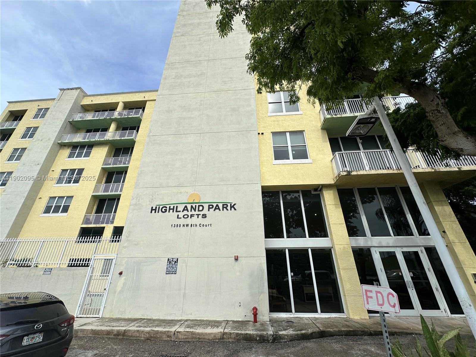 Highland Park Lofts Condo