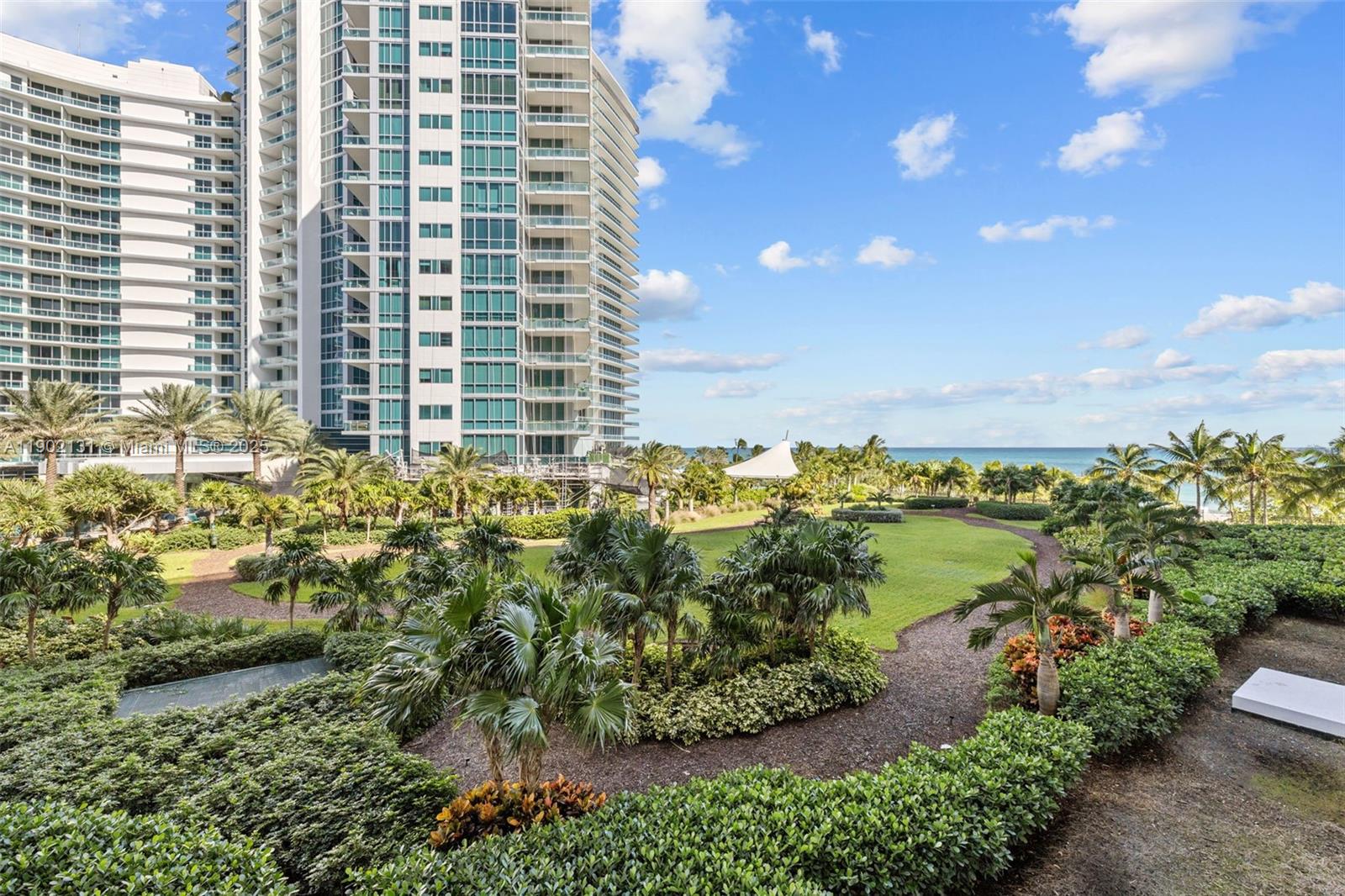 Condo for Rent in Bal Harbour, FL
