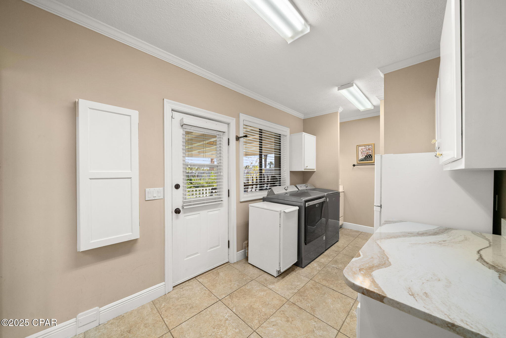 Listing photo id 20 for 2446 Pretty Bayou Boulevard