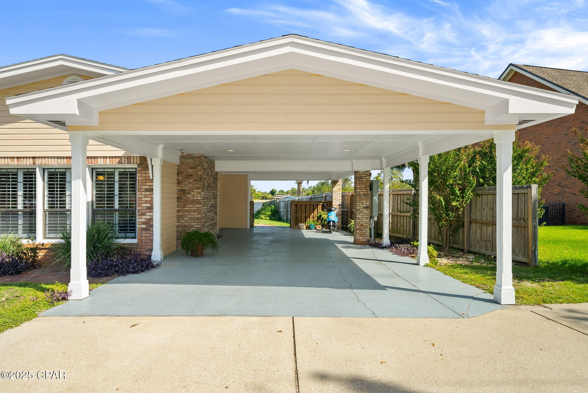 Image 3 For 2446 Pretty Bayou Boulevard