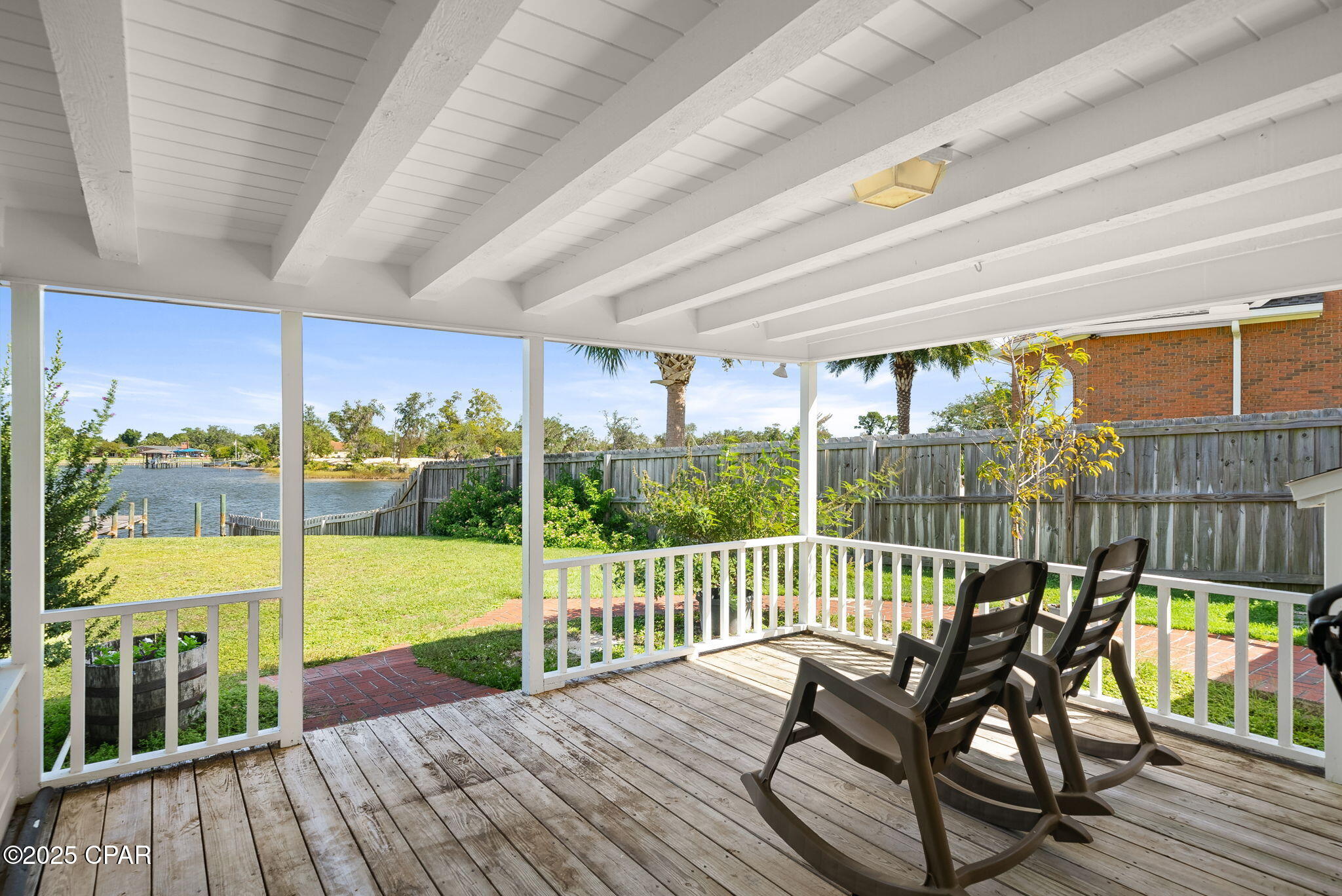 Listing photo id 39 for 2446 Pretty Bayou Boulevard