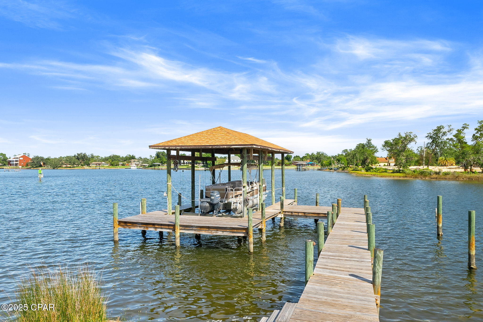 Listing photo id 44 for 2446 Pretty Bayou Boulevard