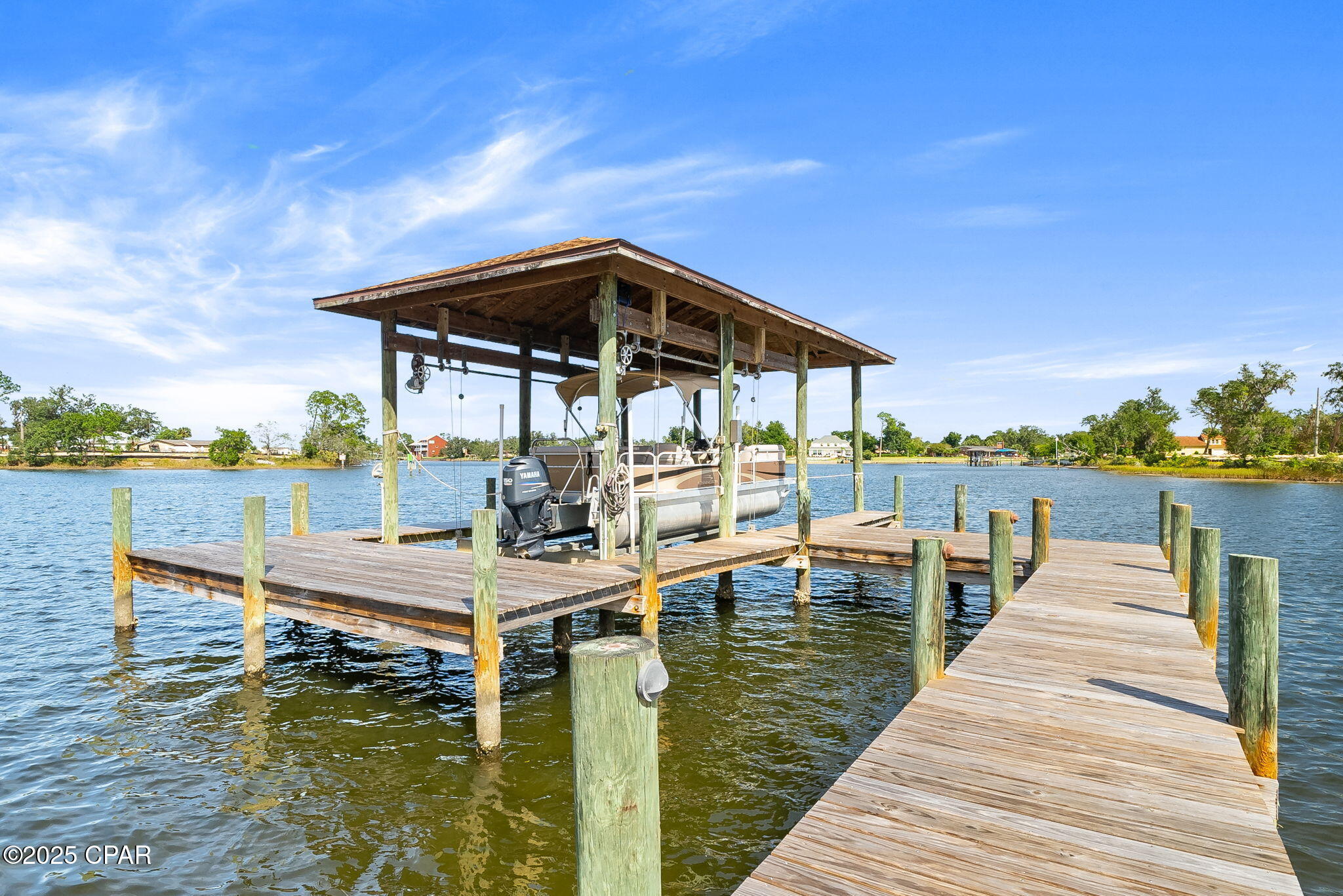 Listing photo id 45 for 2446 Pretty Bayou Boulevard