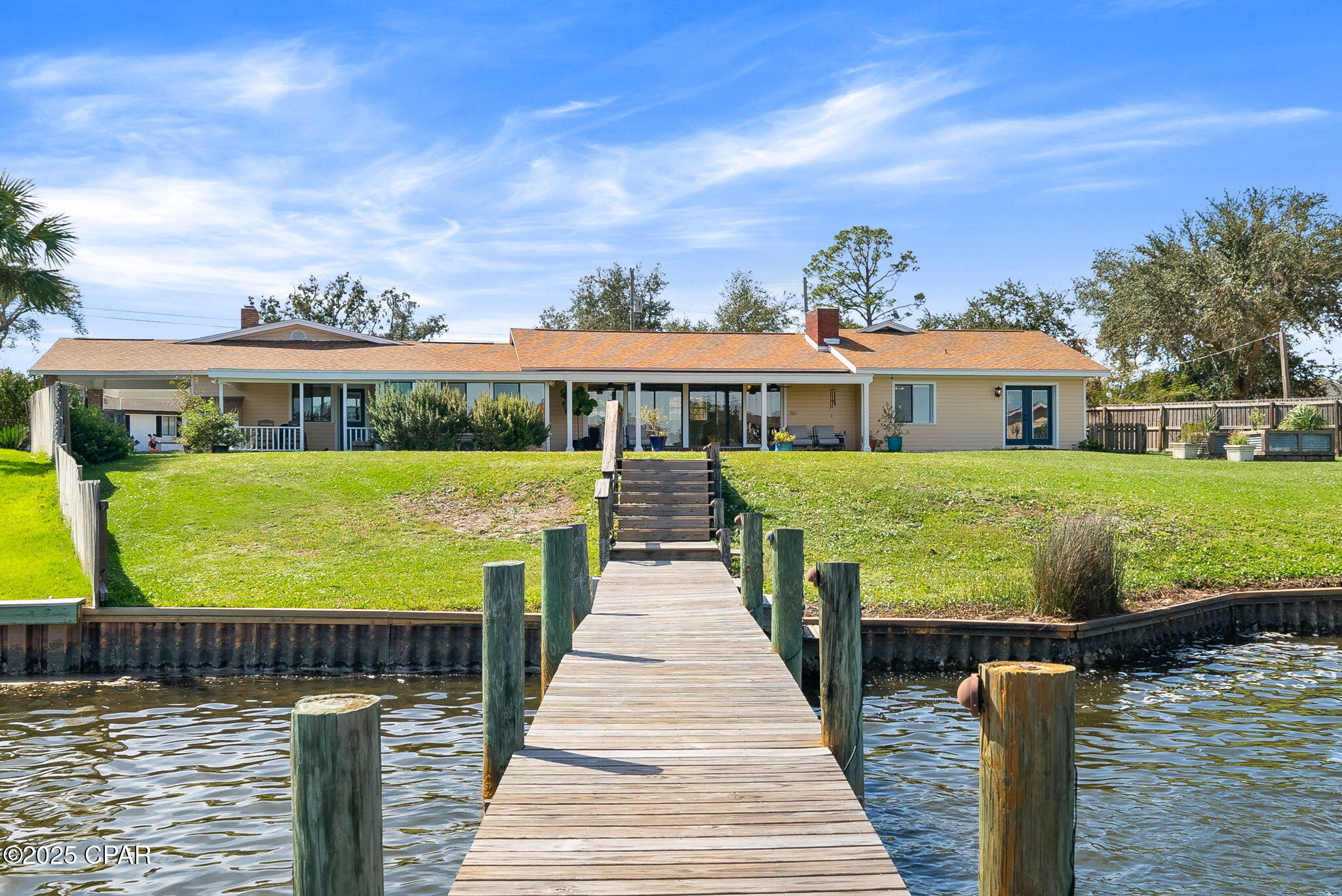 Listing photo id 46 for 2446 Pretty Bayou Boulevard