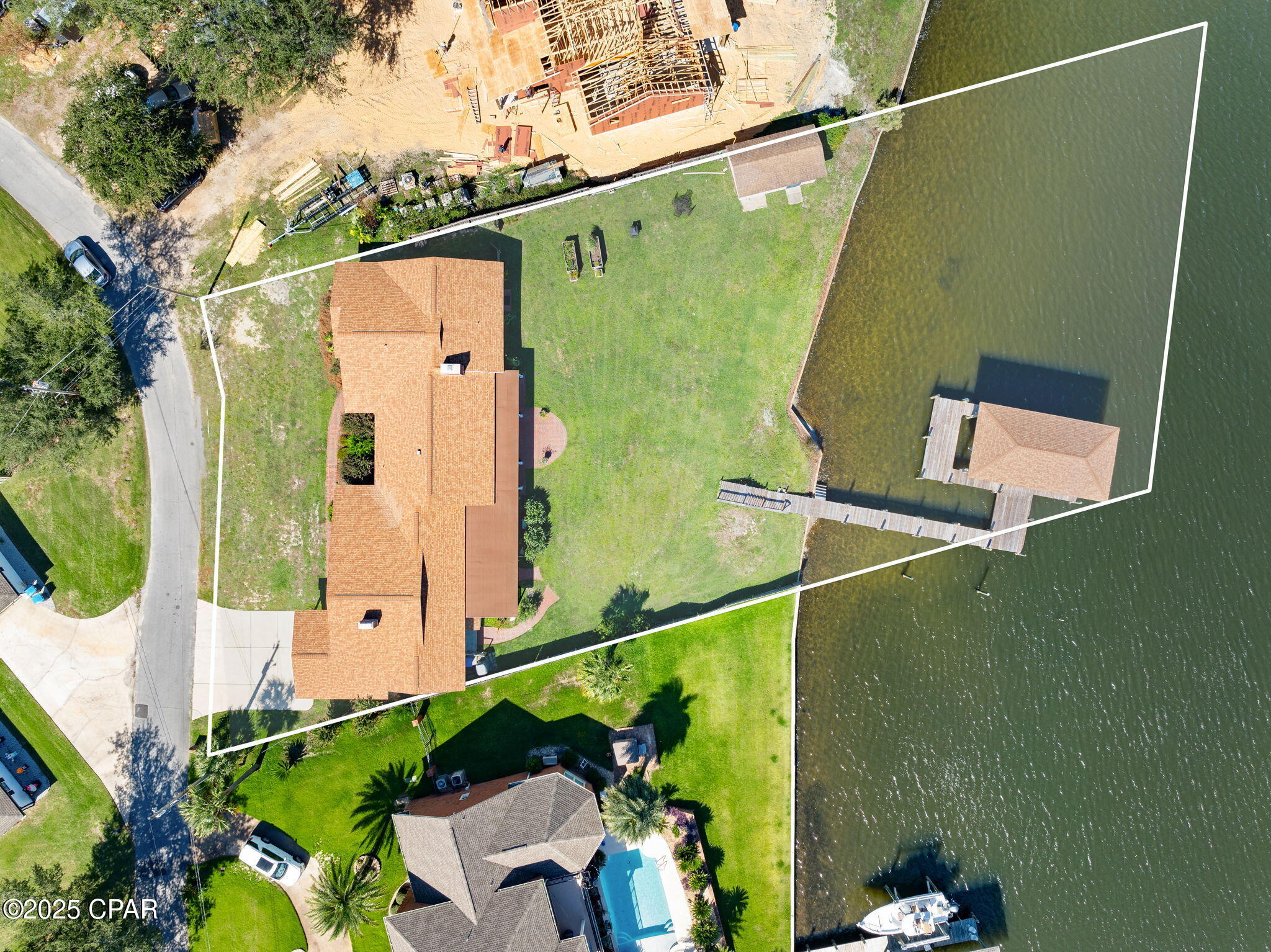 Listing photo id 59 for 2446 Pretty Bayou Boulevard