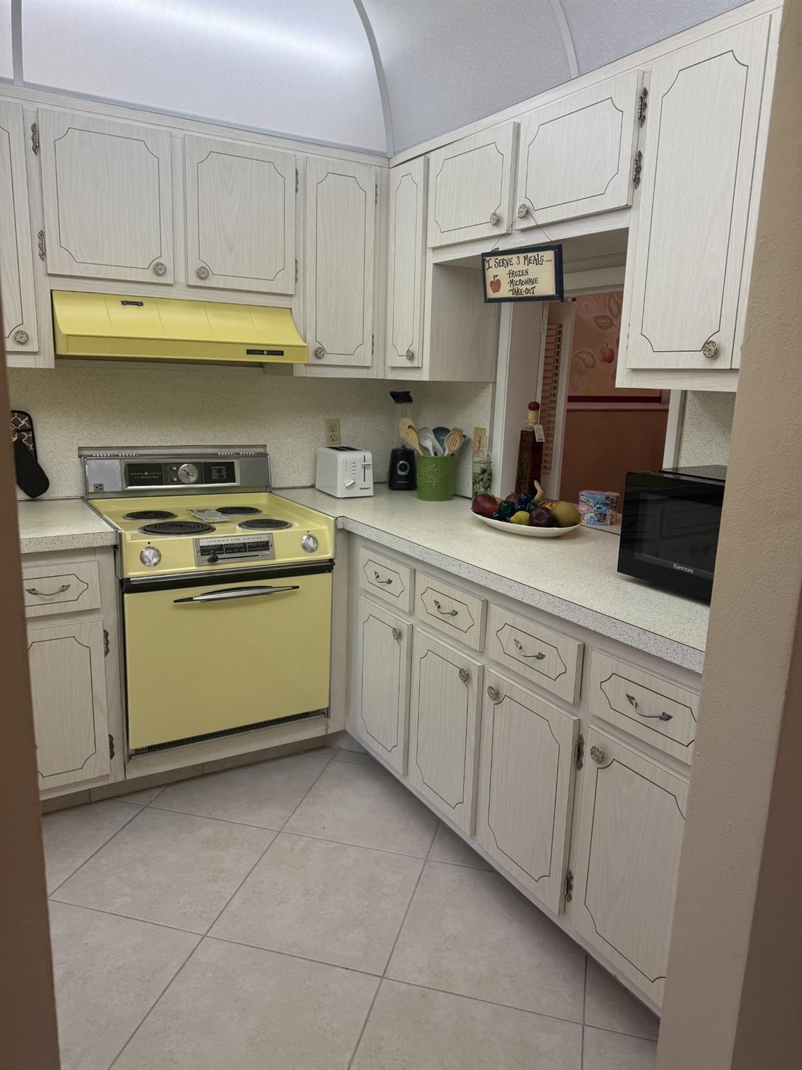 Homes for sale in Lighthouse Point, FL | 2050 Ne 39Th St #211W, Lighthouse Point, FL 33064 | MLS# F10533363