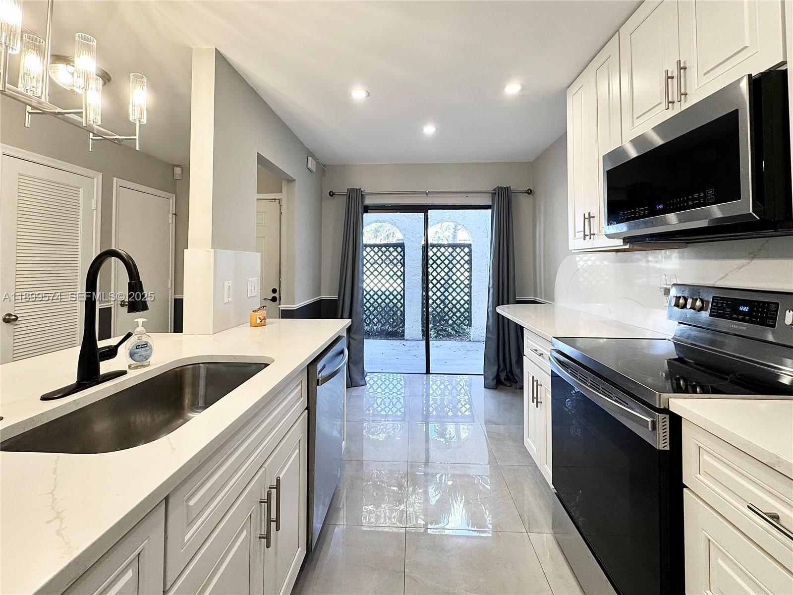 Horizons Of Boca Lago Con