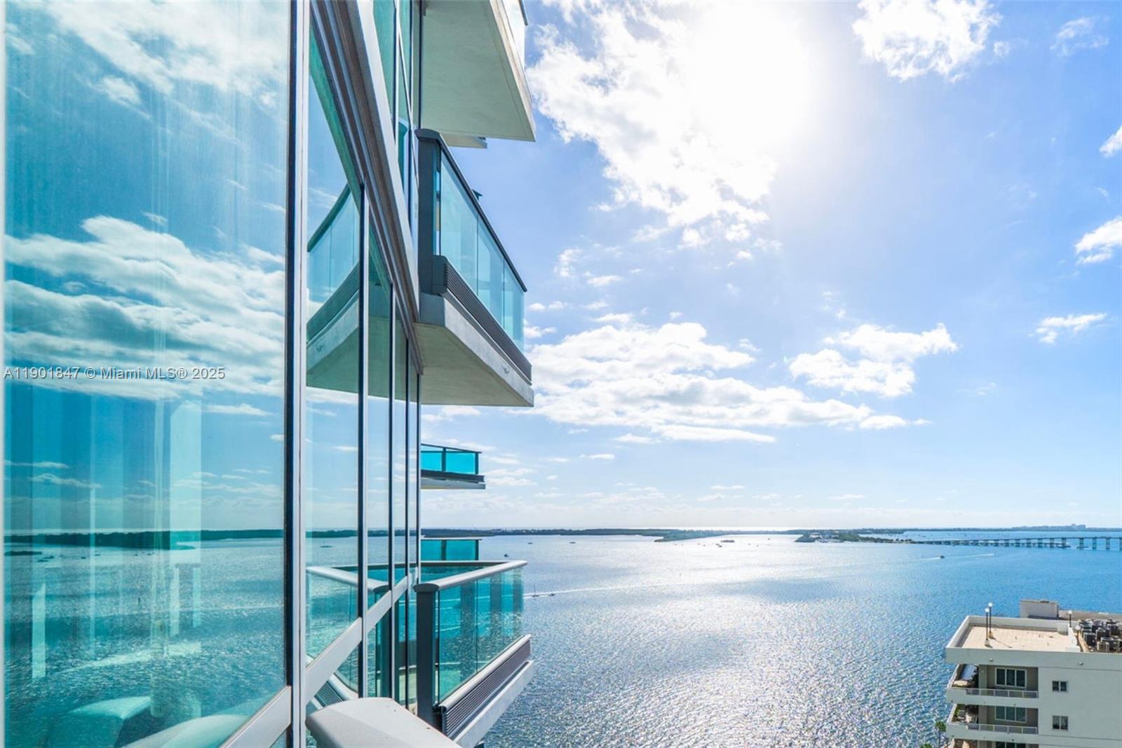 Condo for Sale in Miami, FL