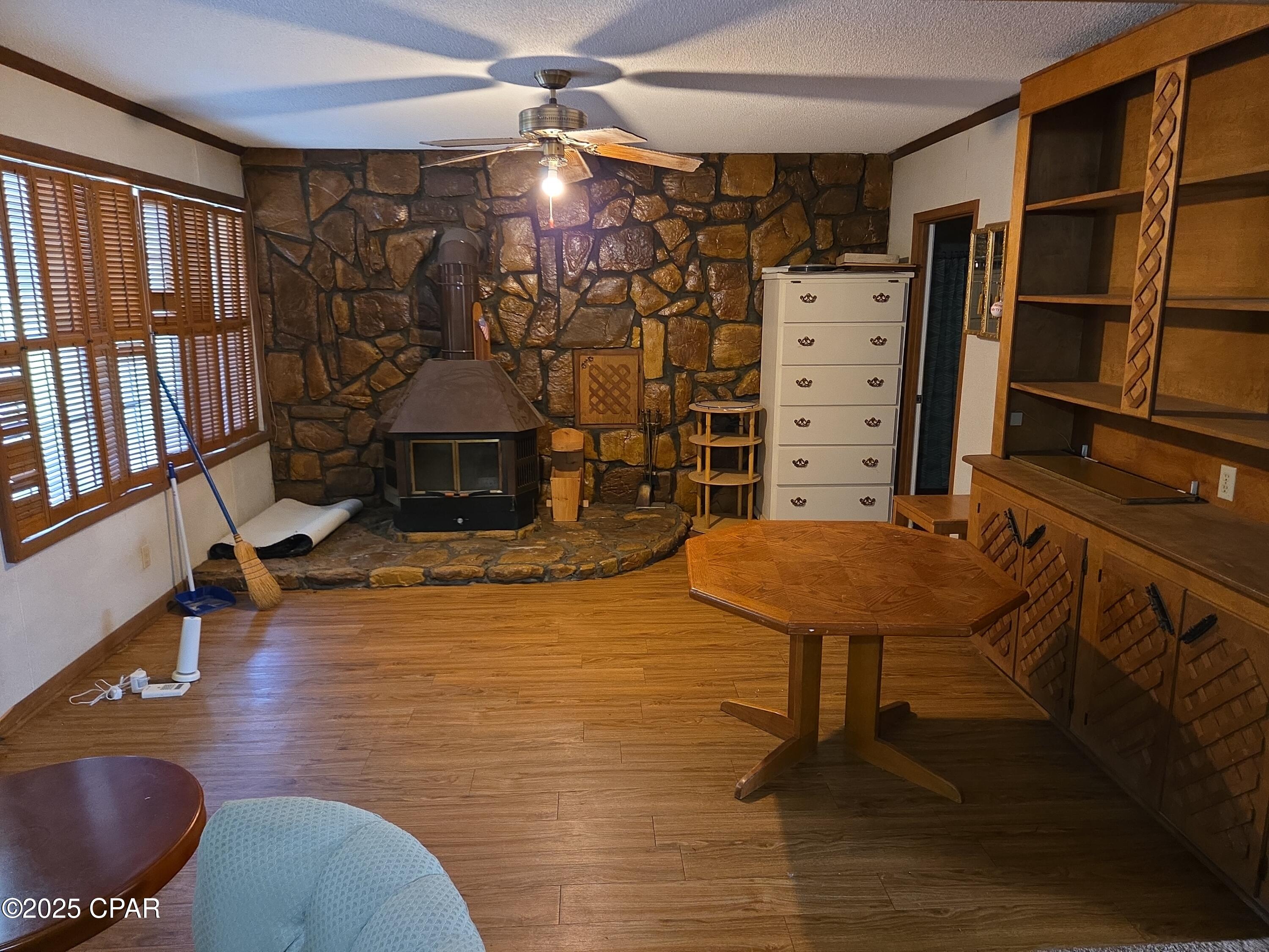 Image 15 For 1960 Inwood Road