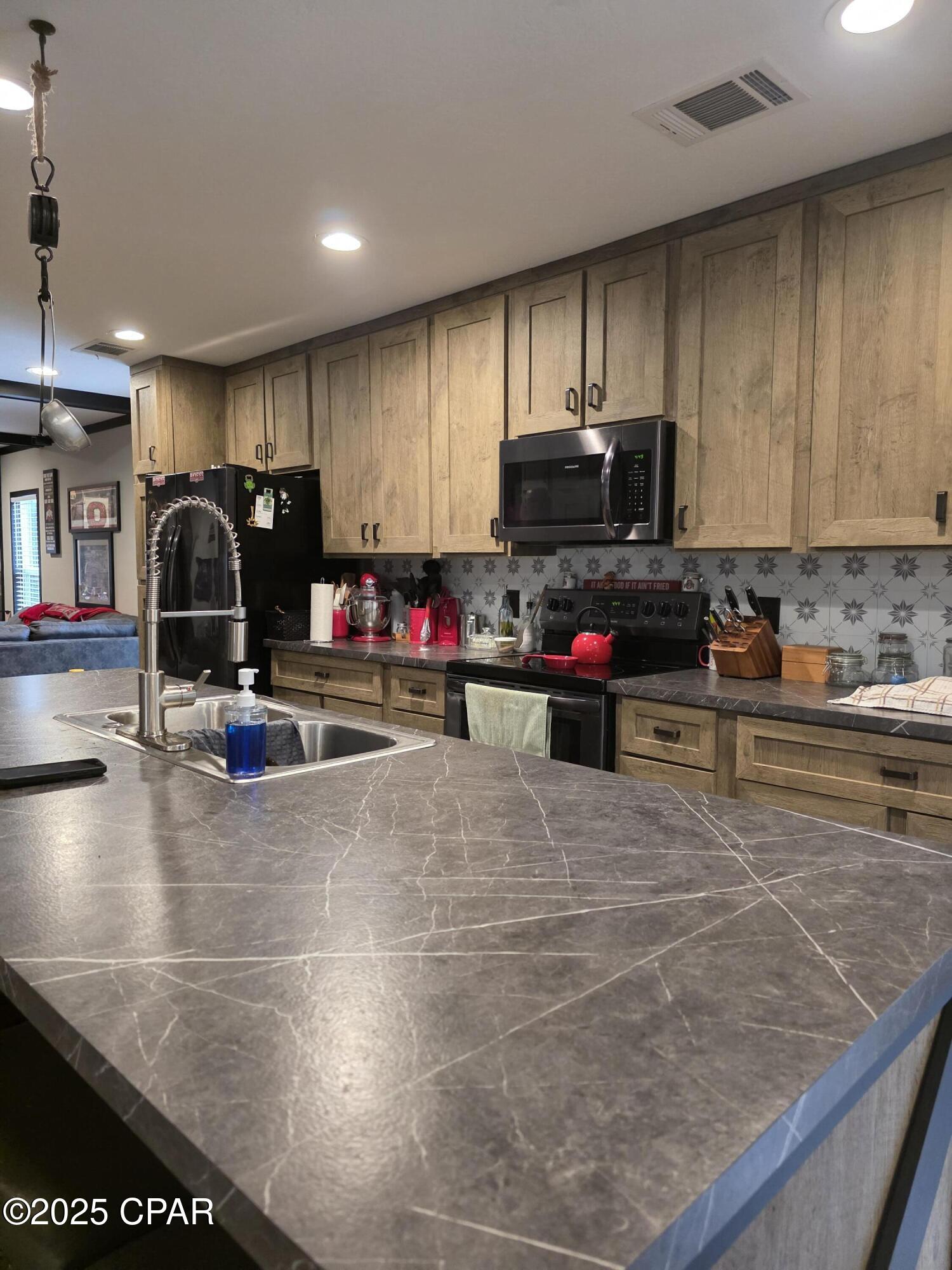 Image 15 For 4320 79 Highway