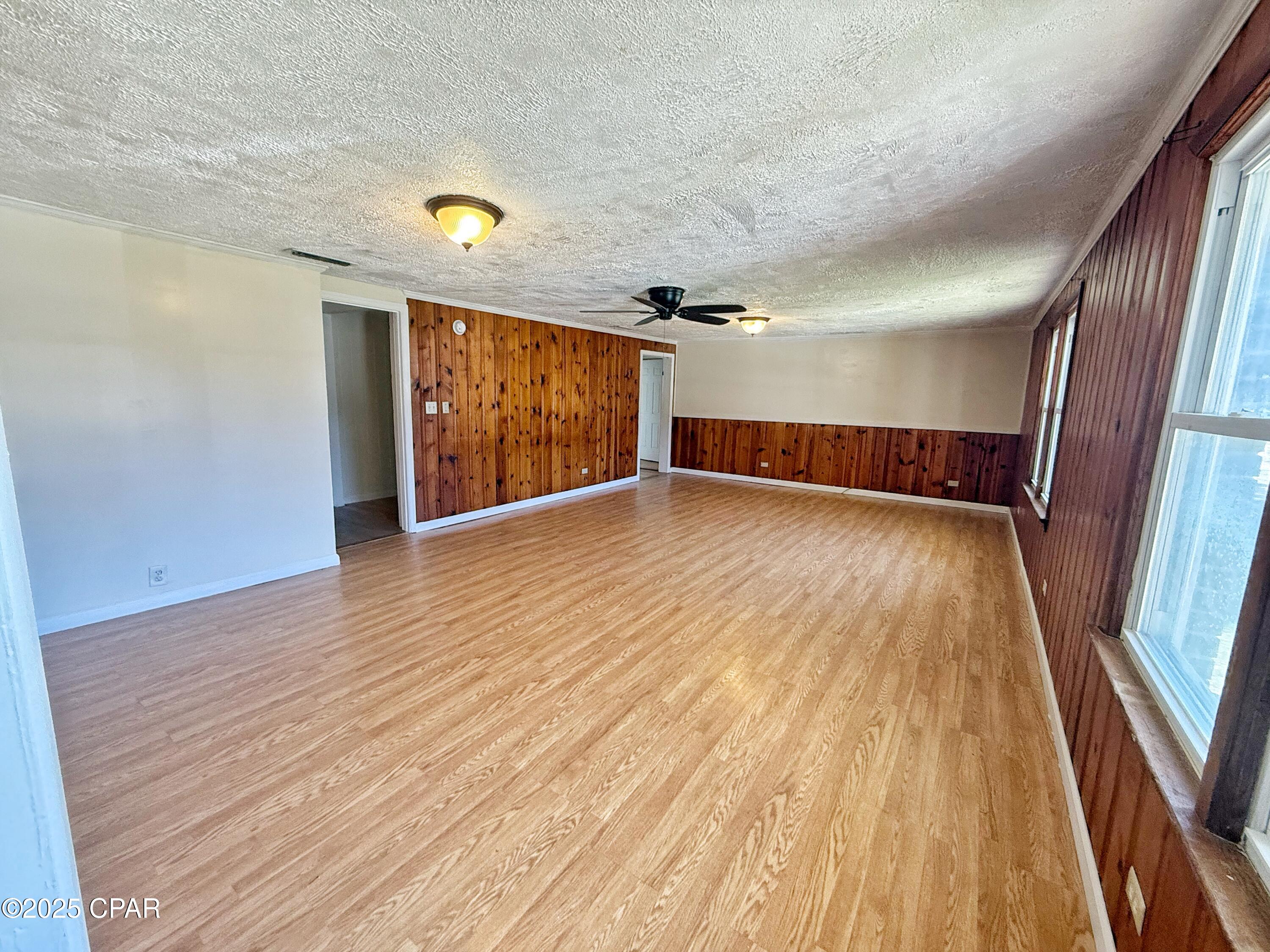 Image 3 For 5332 Ceiley Street