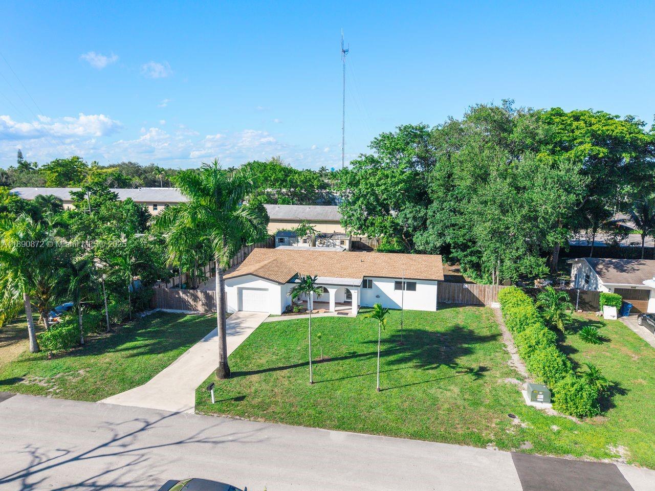 Homes for sale in Pembroke Park, FL | 4871 Sw 36th Ct, Pembroke Park, FL 33023 | MLS# A11890872