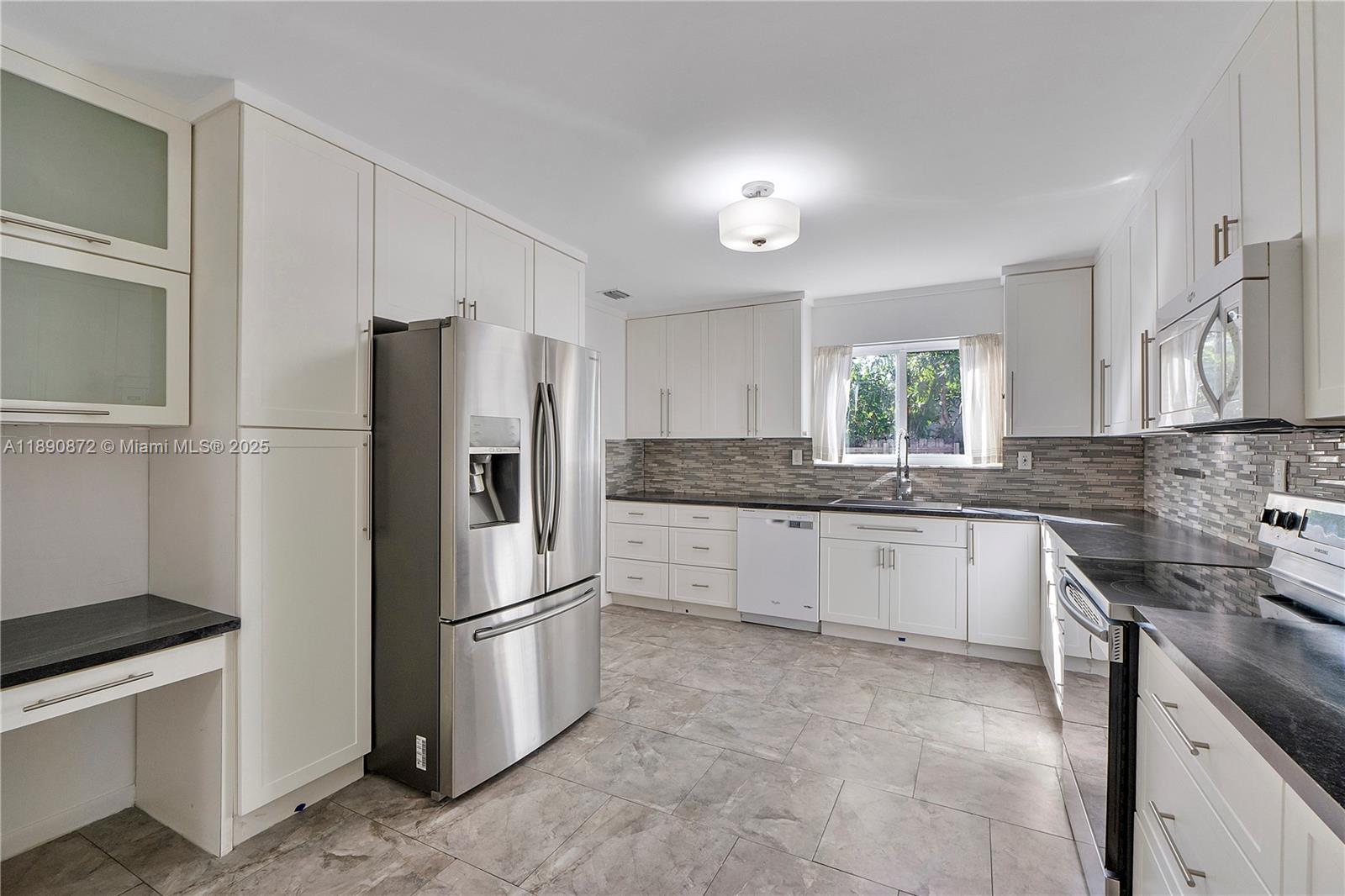 Homes for sale in Pembroke Park, FL | 4871 Sw 36Th Ct, Pembroke Park, FL 33023 | MLS# A11890872