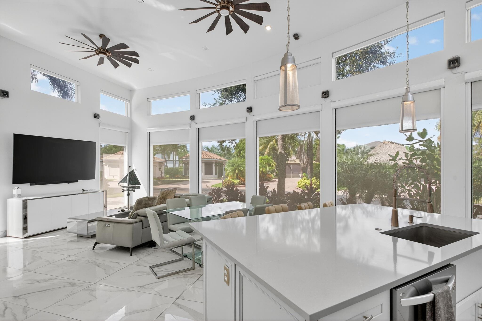 Homes for sale in Margate, FL | 552 N Carol Pkwy #552, Margate, FL 33068 | MLS# F10533137