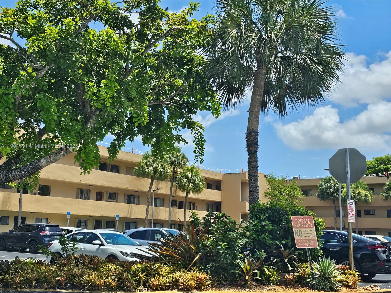 Kendall Acres West Condo