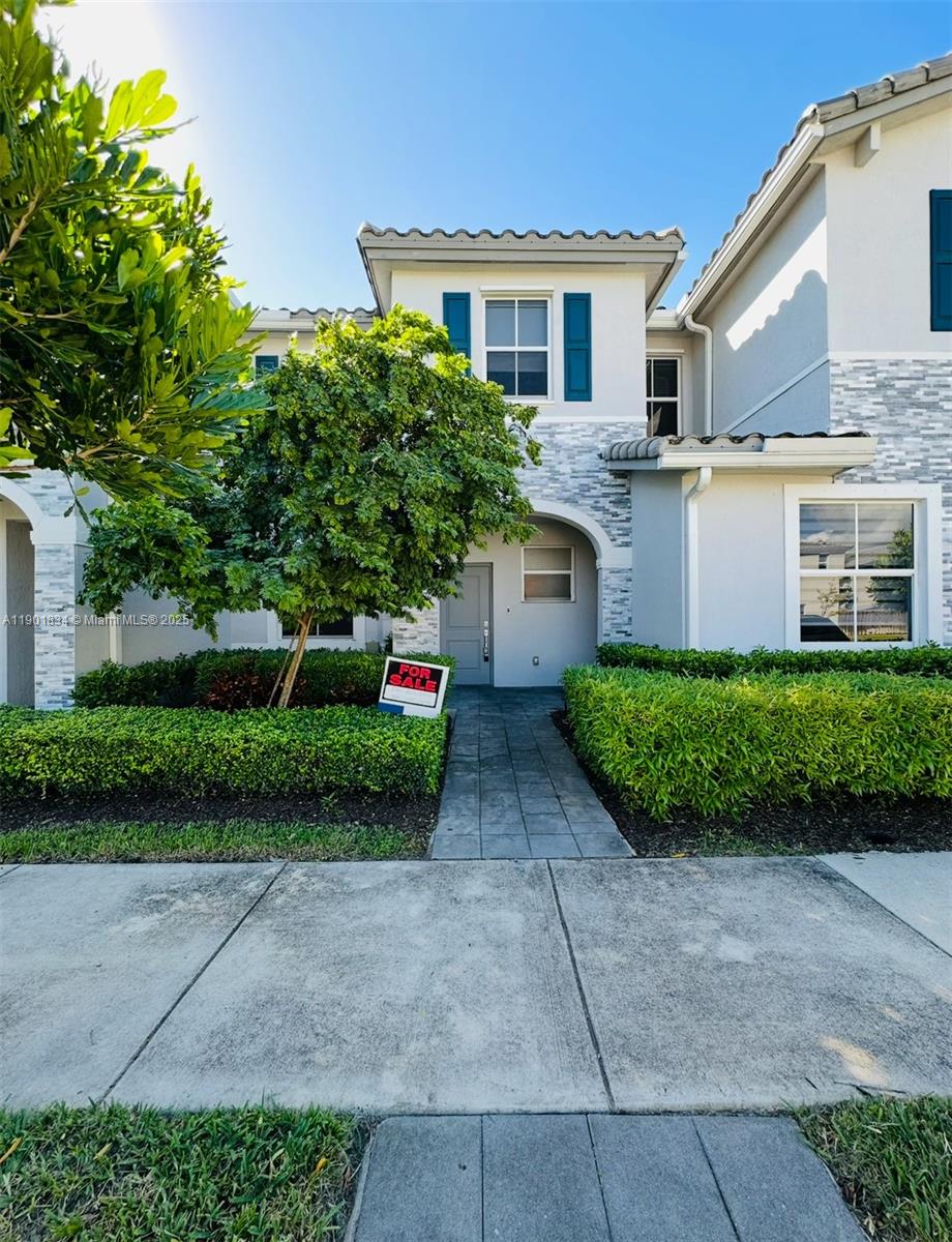 Keys Gate Residential