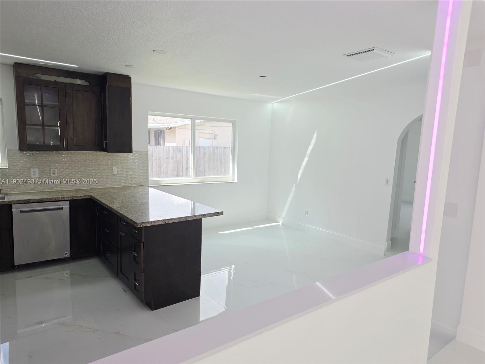 Homes for sale in West Park, FL | 4490 Sw 19Th St, West Park, FL 33023 | MLS# A11902493