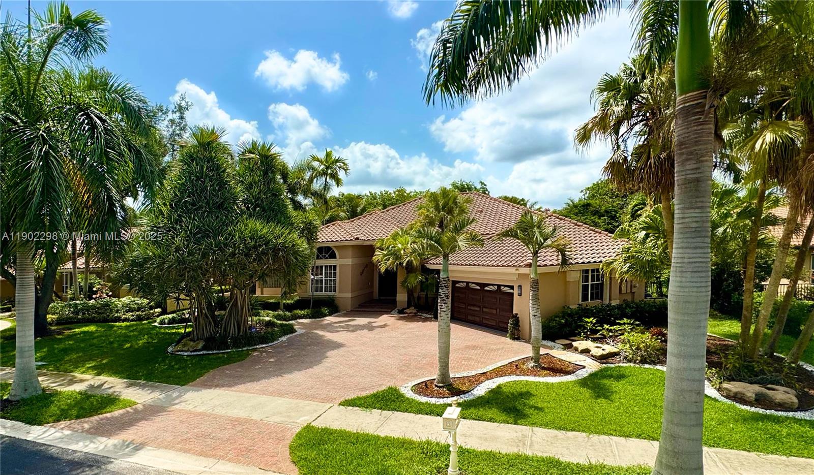House for Rent in Weston, FL