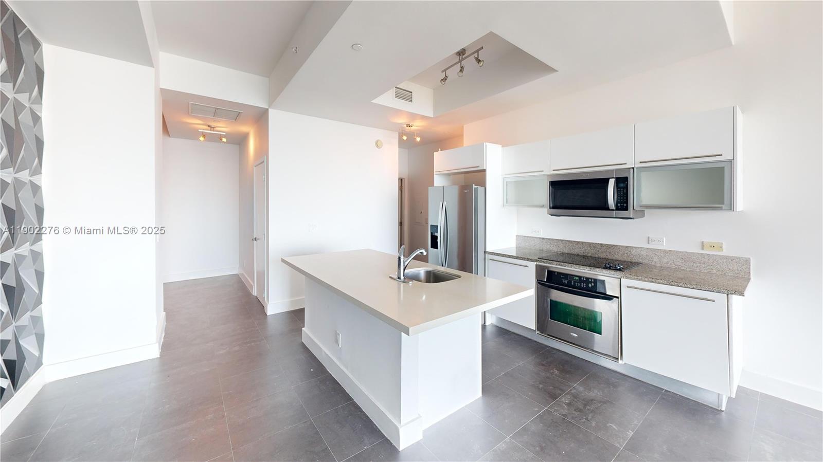 Condo for Rent in Miami, FL