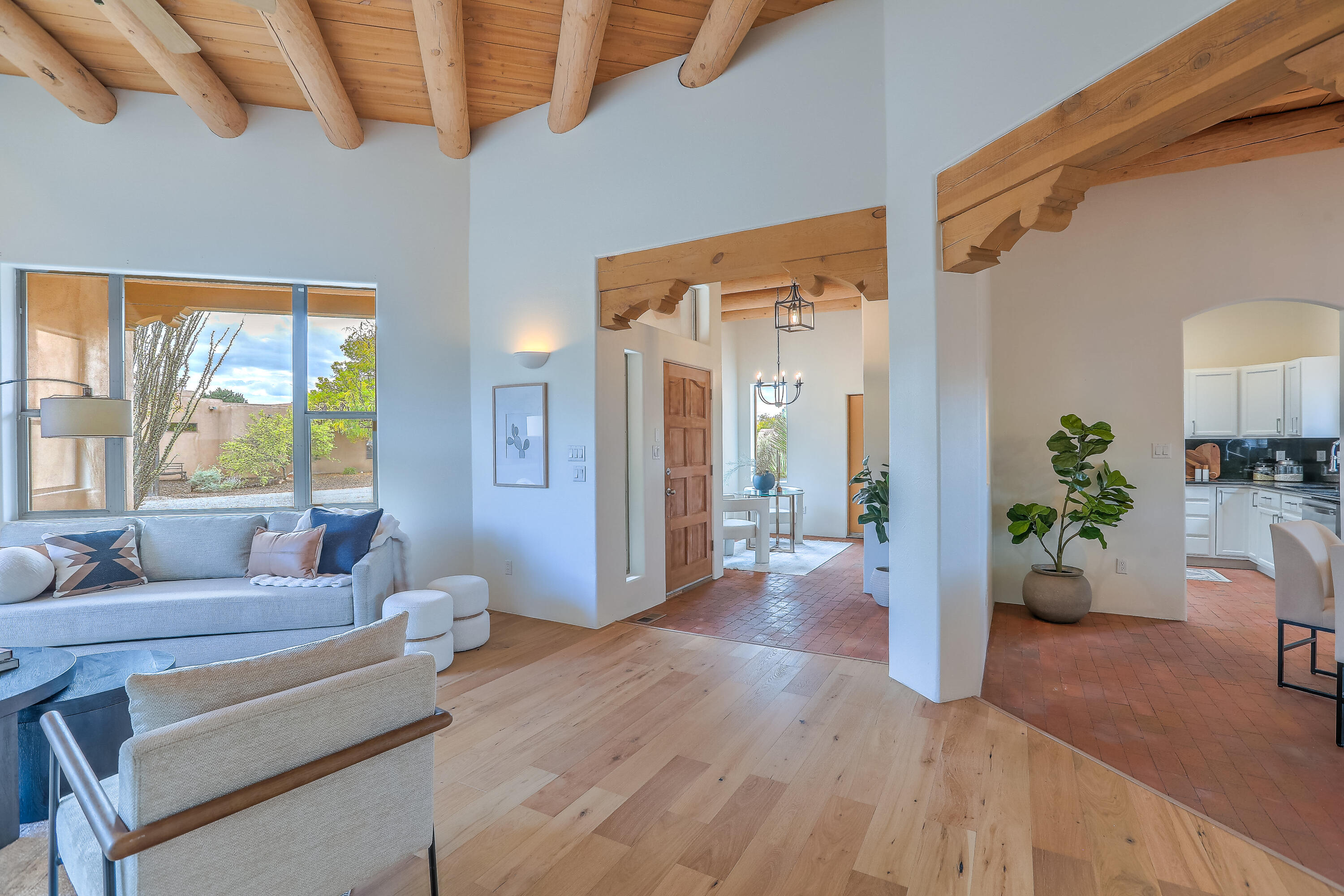 Homes for sale in Los Ranchos, NM | 337 Nara Visa Ct, Los Ranchos, NM 87107 | MLS# 1093513