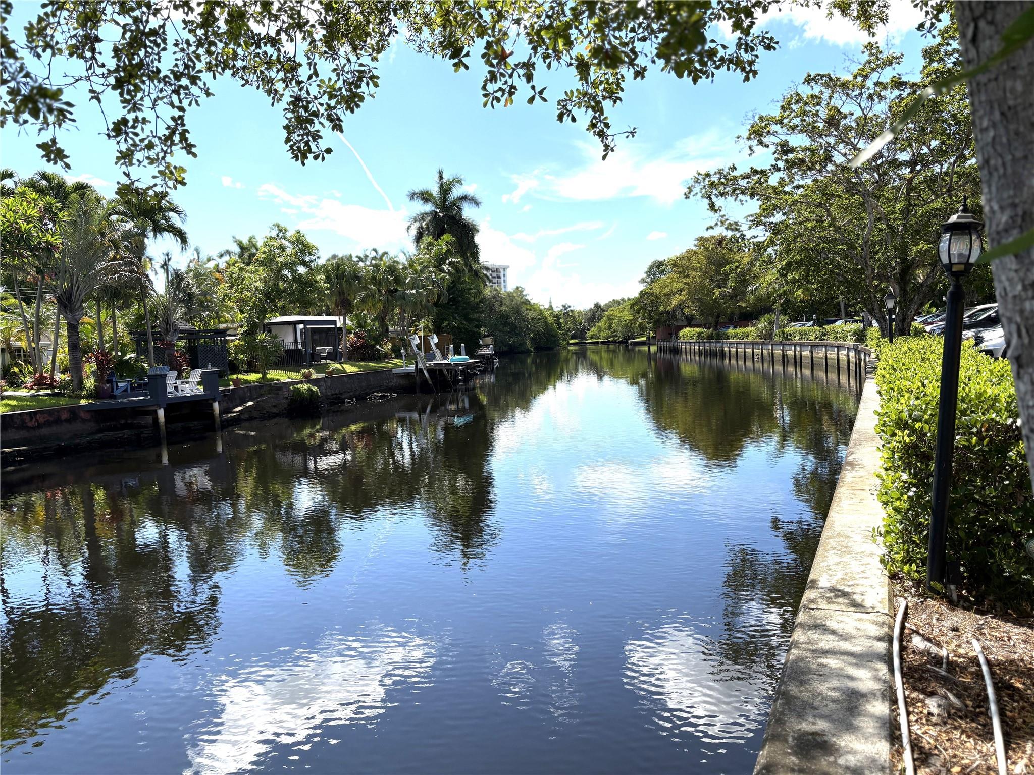 Homes for sale in Fort Lauderdale, FL | 660 Tennis Club Dr #306, Fort Lauderdale, FL 33311 | MLS# F10533289