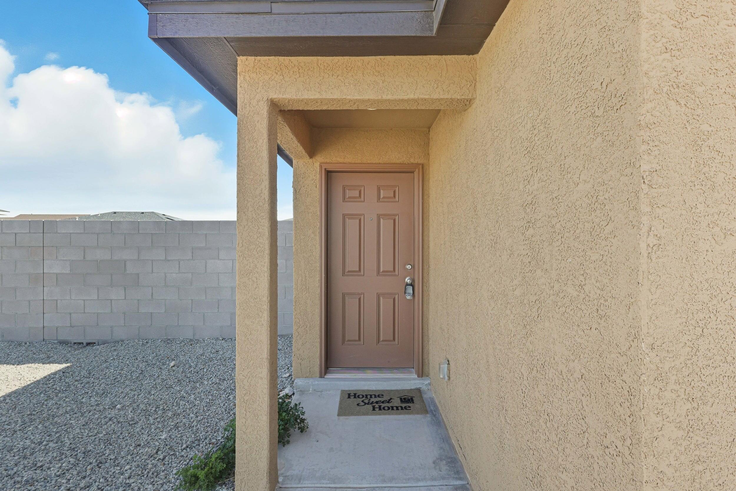 Homes for sale in Belen, NM | 904 Calle De Los Lilias, Belen, NM 87002 | MLS# 1093515