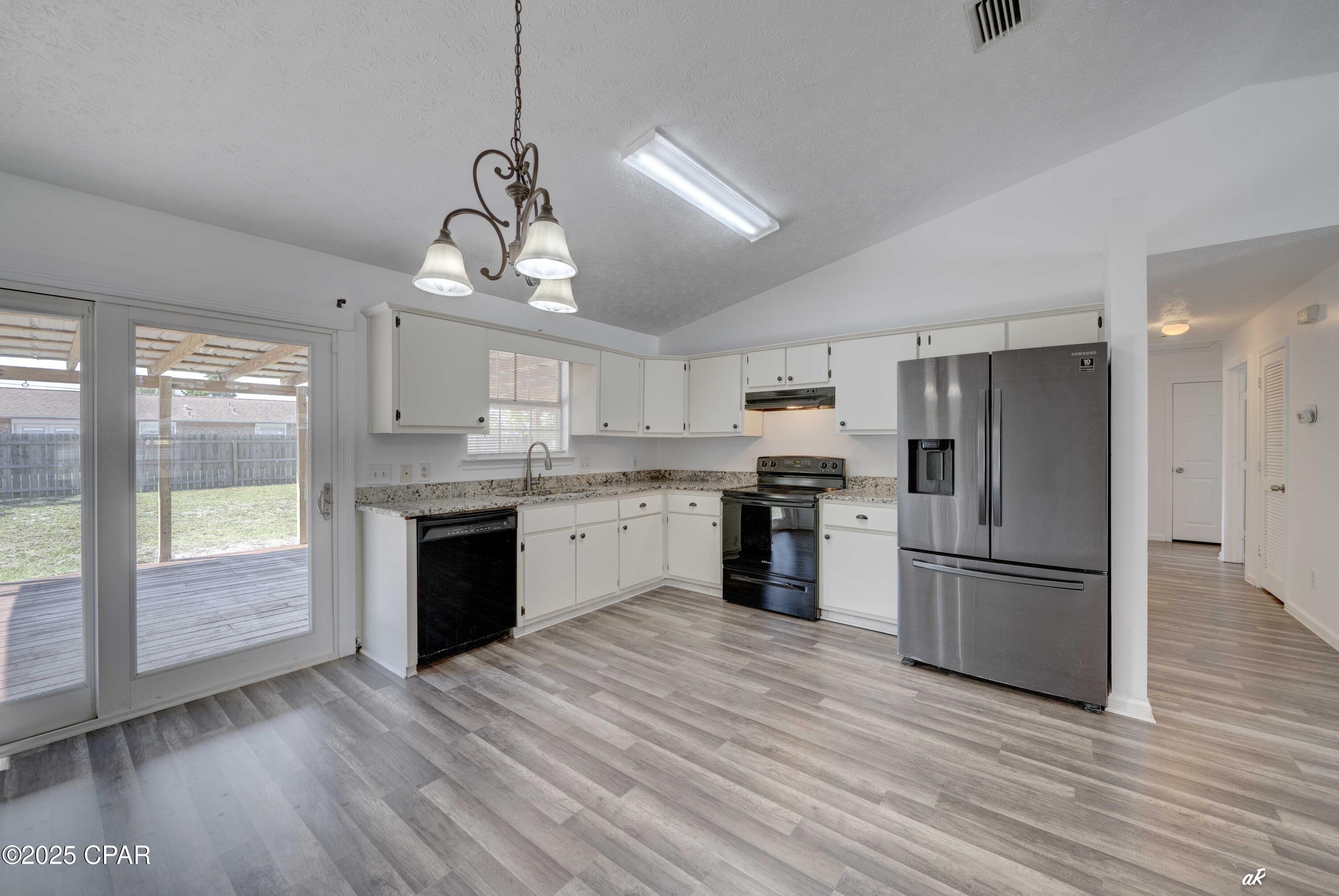 Image 7 For 156 Manistee Drive