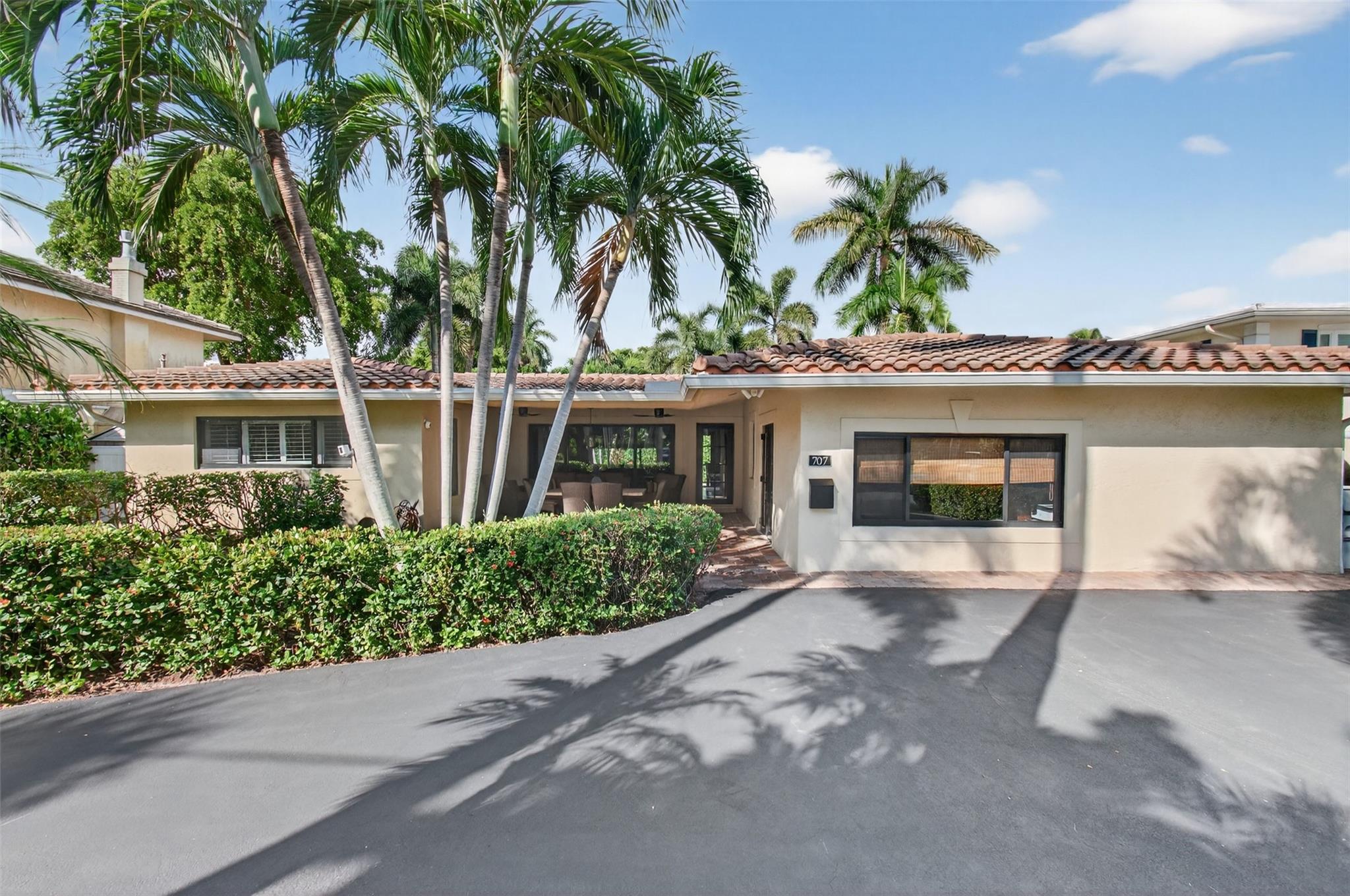 Santa Barbara Estates