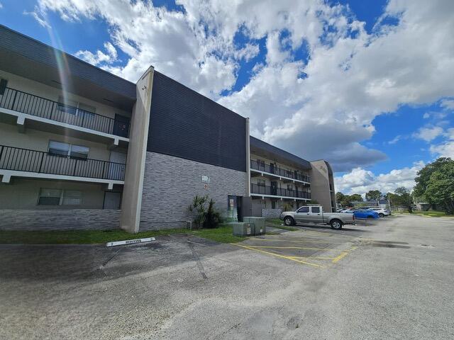 Versailles Gardens Condo