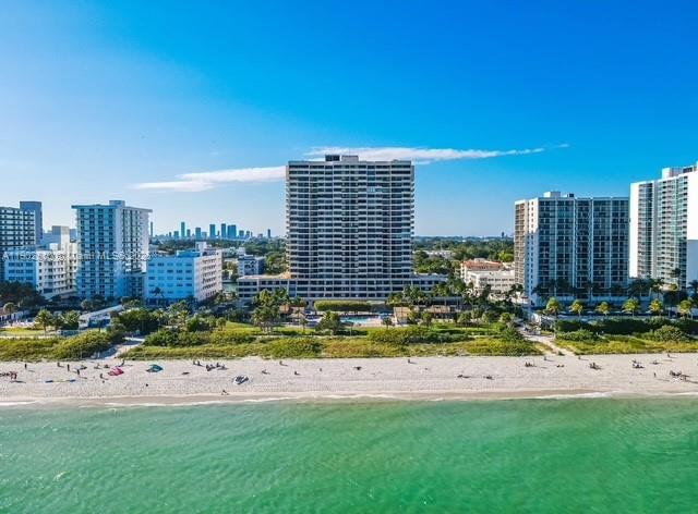 Club Atlantis Condo