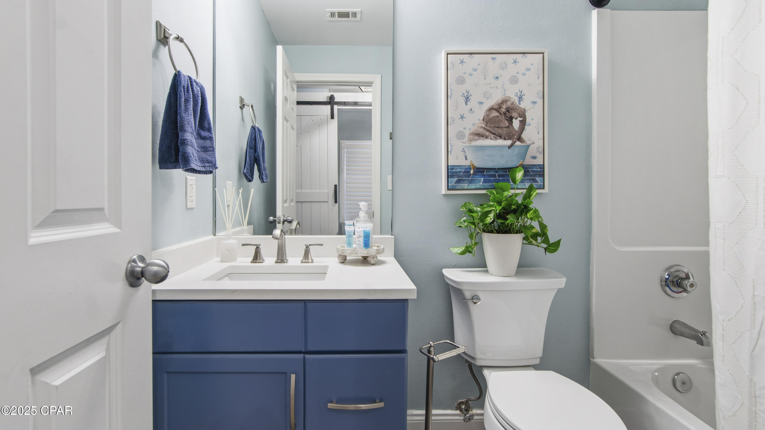 Image 8 For 9860 Thomas Dr  1208