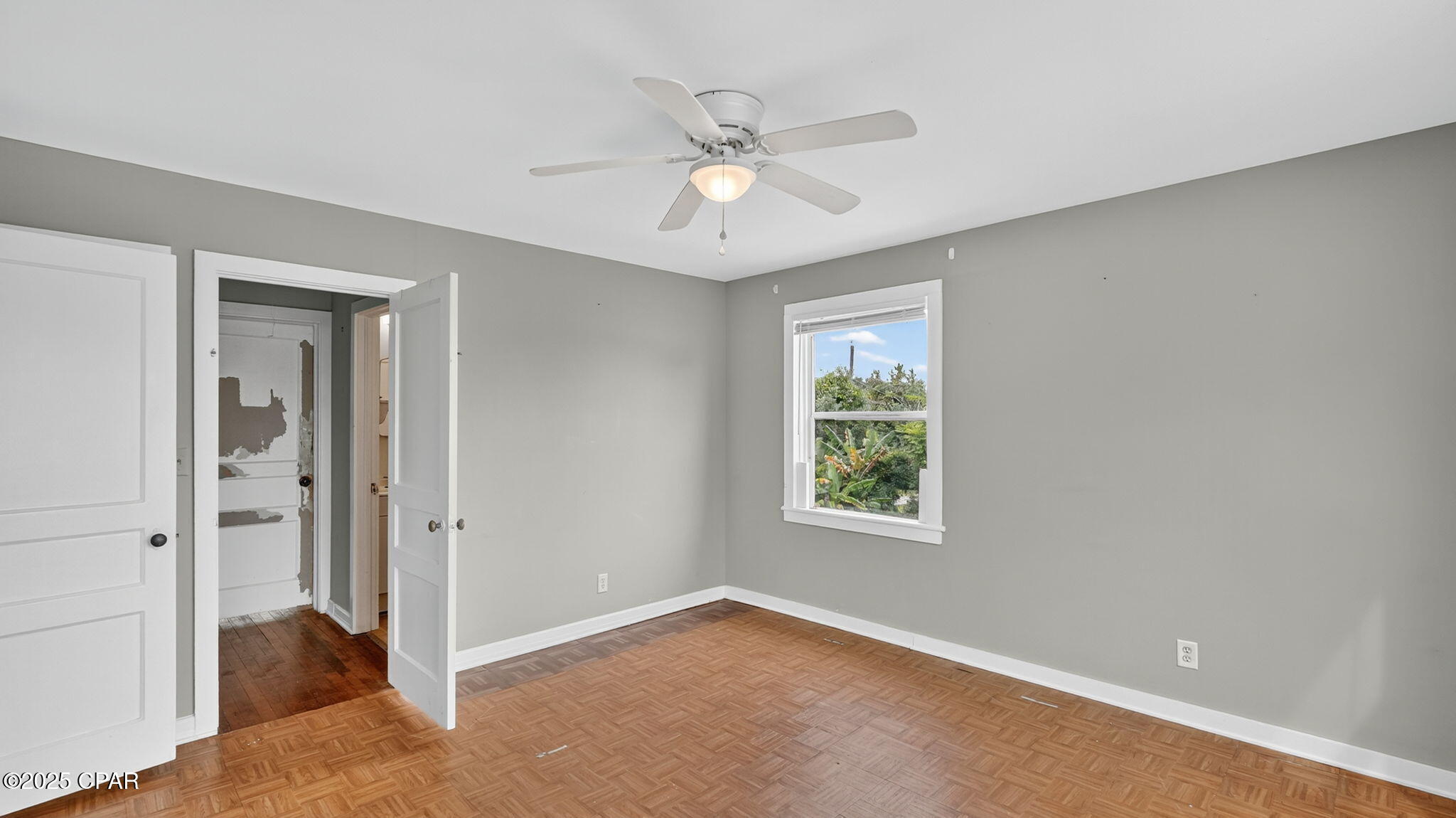 Image 51 For 215 Macarthur Avenue