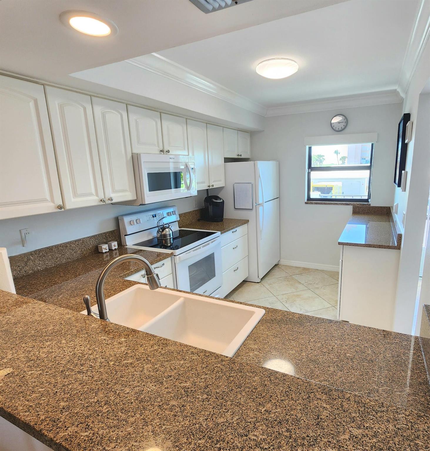 Ocean Harbour Condominium