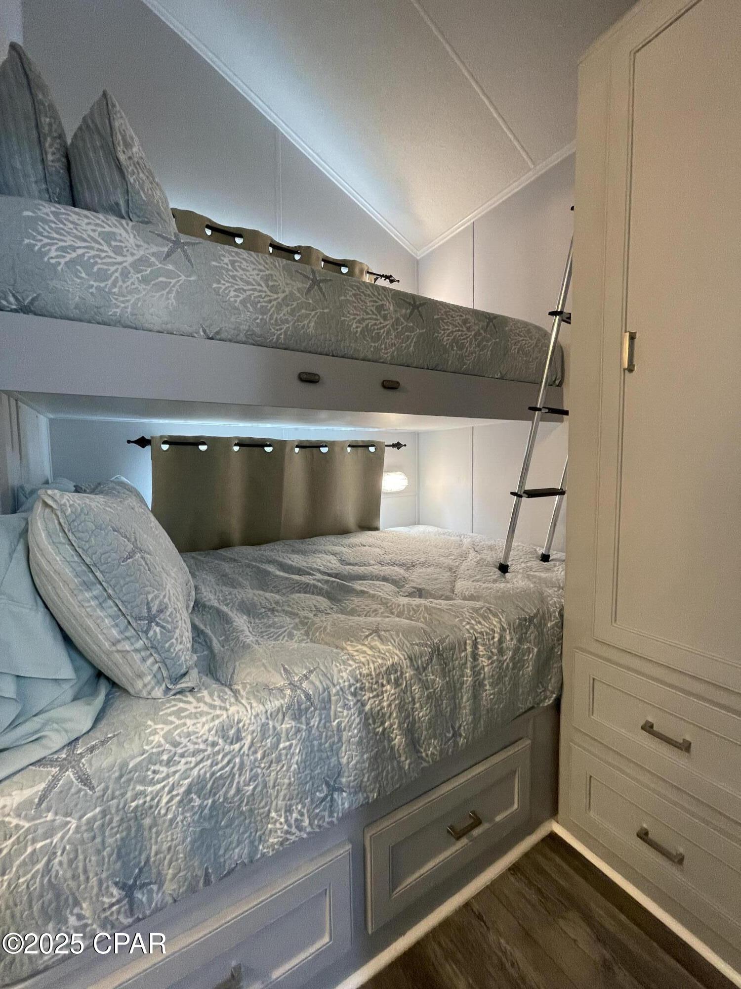 Image 17 For 1219 Thomas  133