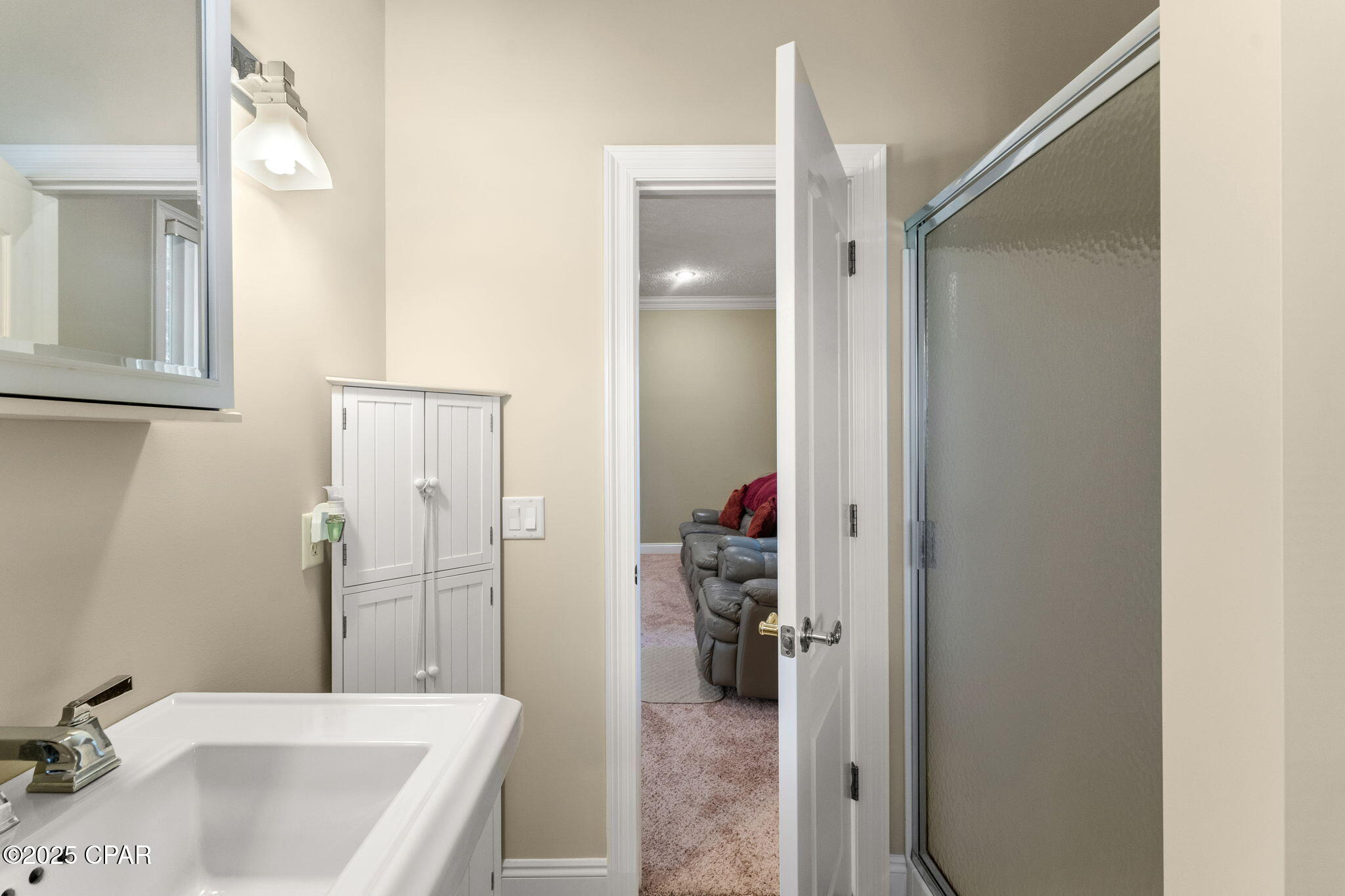 Image 32 For 106 Fleming Court