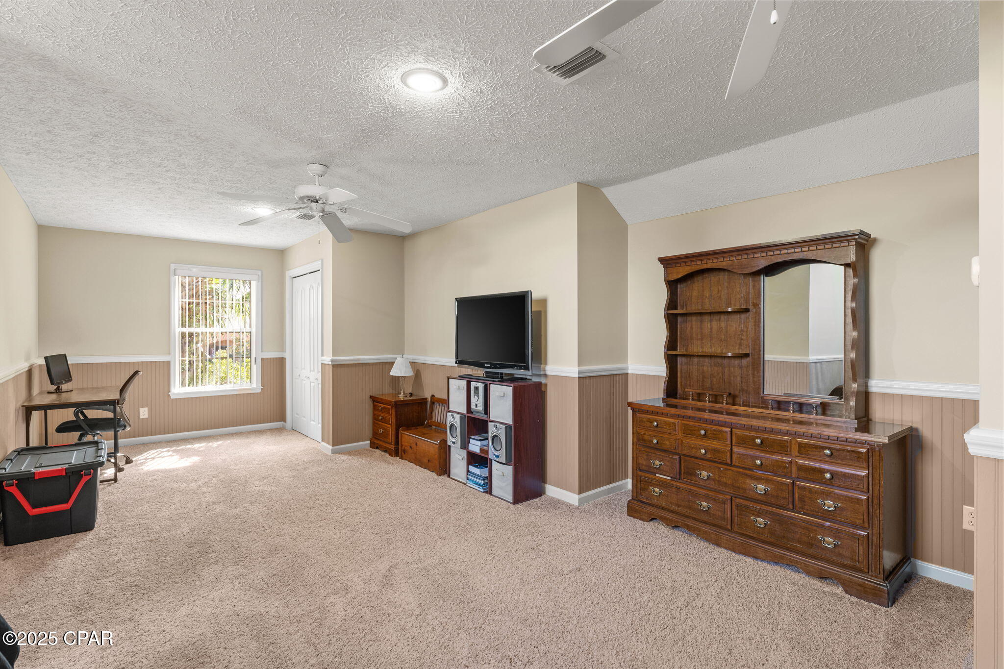 Image 36 For 106 Fleming Court