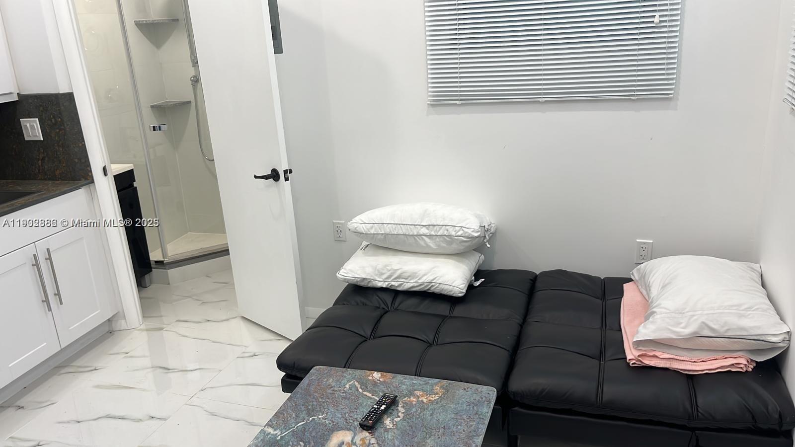 Oceanside Sec Isle Of Nor