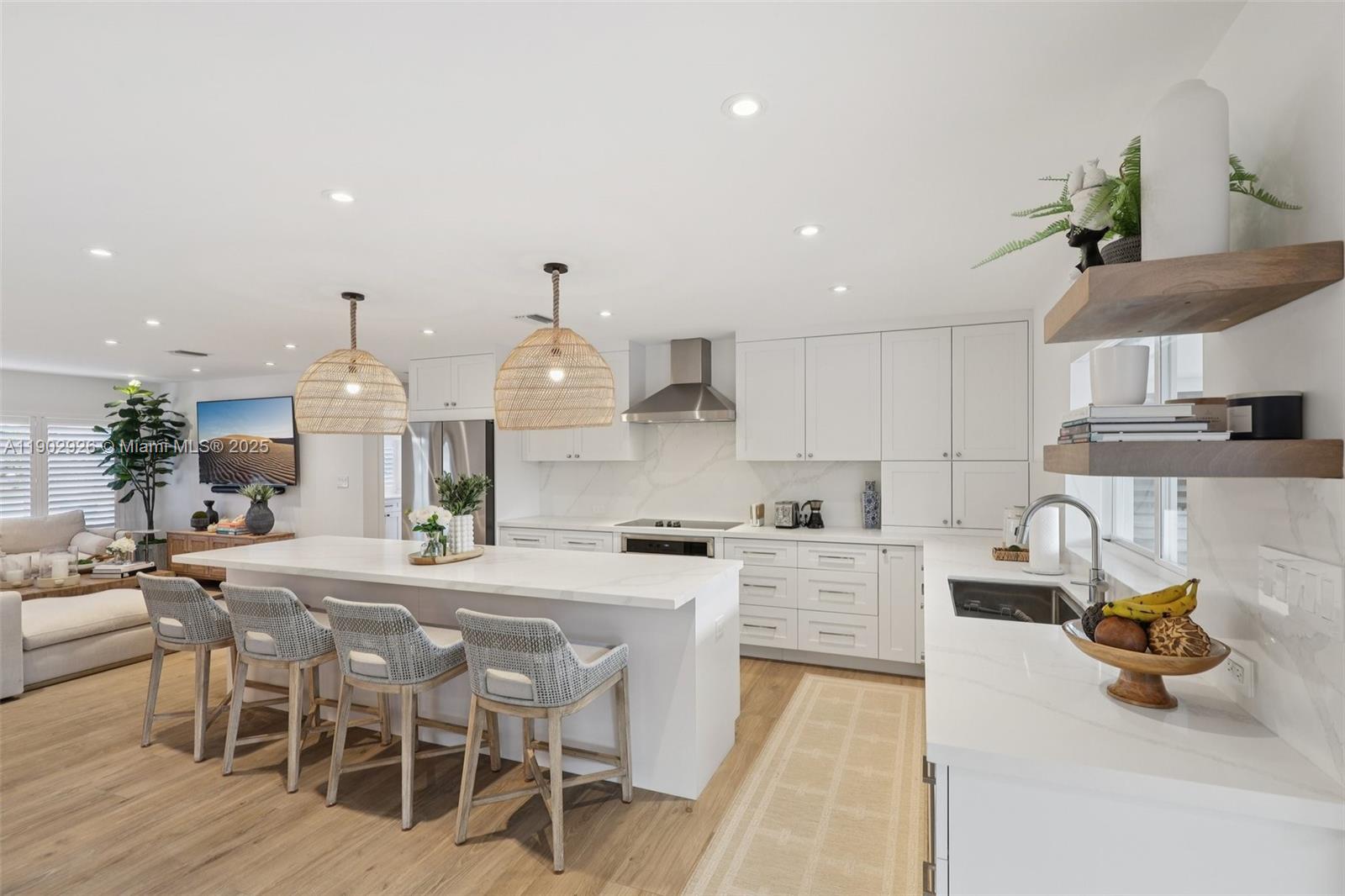 House for Sale in Miami, FL