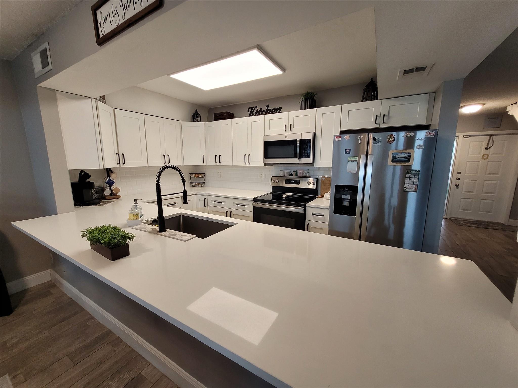 Homes for sale in Plantation, FL | 1146 N University Dr, Plantation, FL 33322 | MLS# F10533582