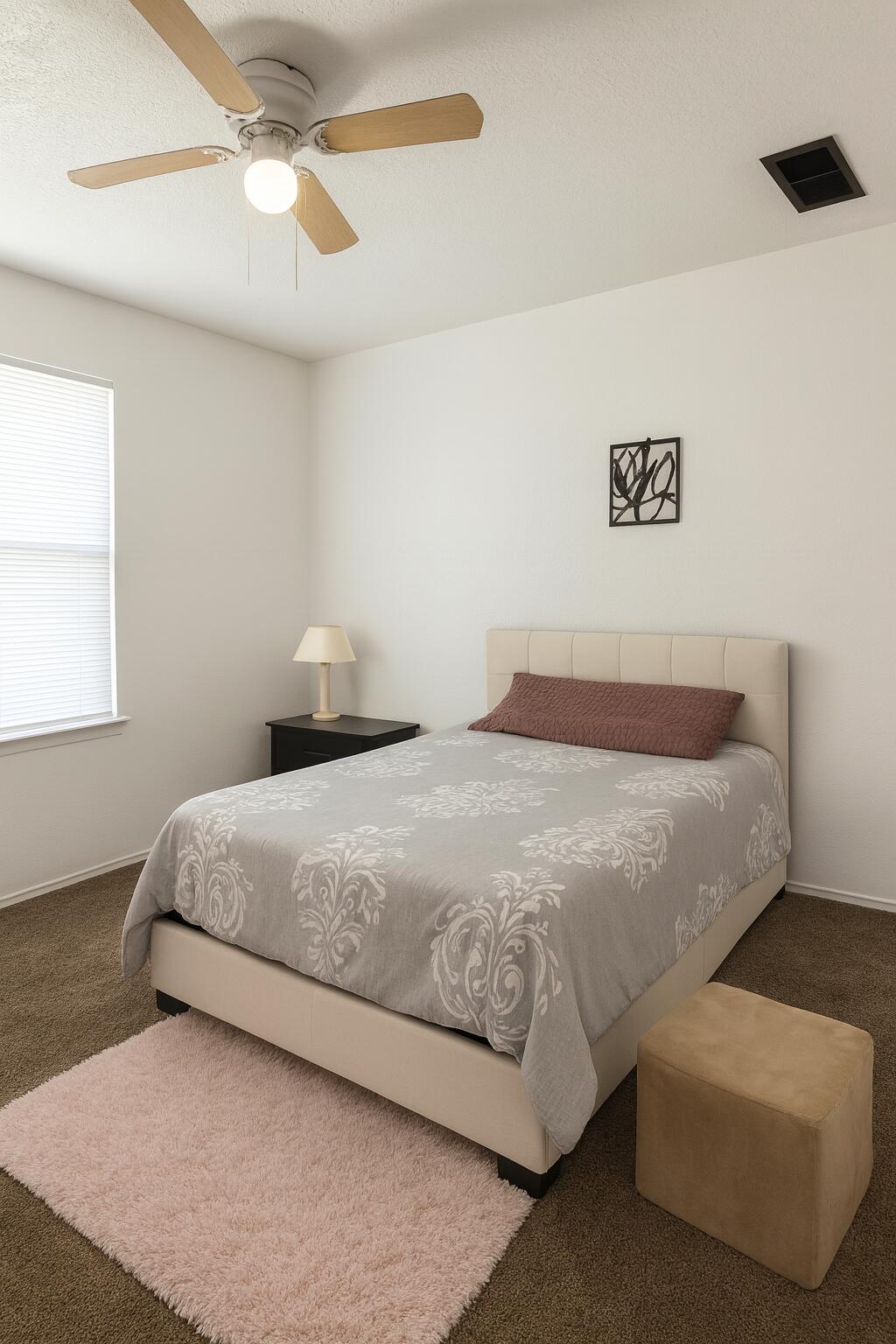 1716 Tierra Del Oso Drive NW Bedroom