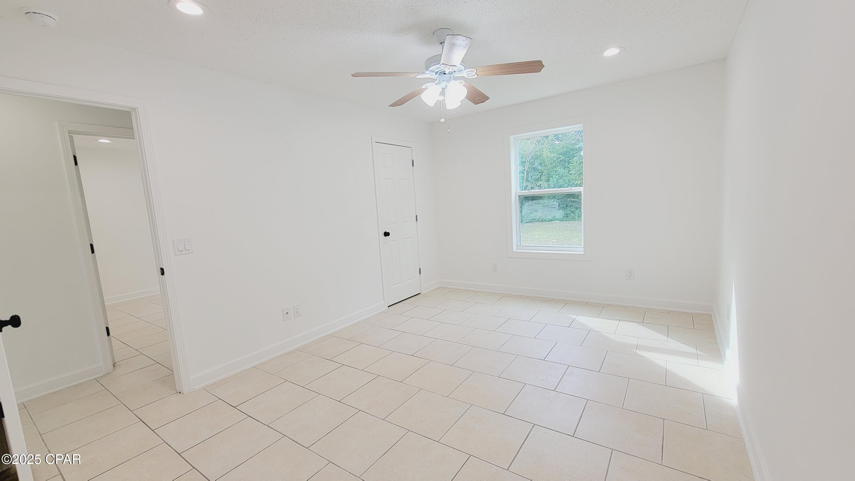 Image 18 For 1545 Chandlee Avenue