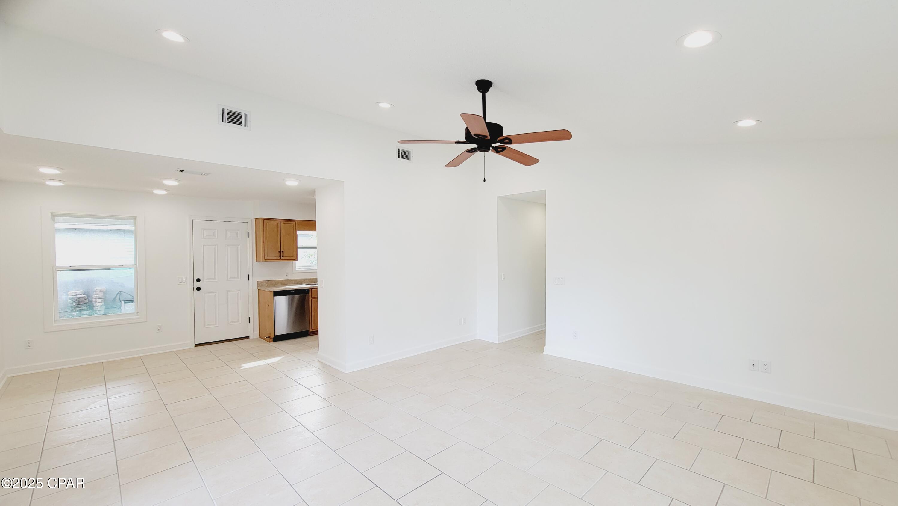 Image 5 For 1545 Chandlee Avenue